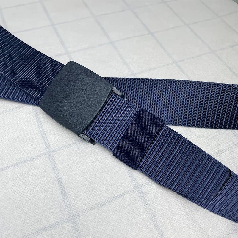 Elegantný ležérny opasok: odolný imitovaný nylon, antistatický, s ľahko nastaviteľnou prackou - ideálny pre každodennú módu