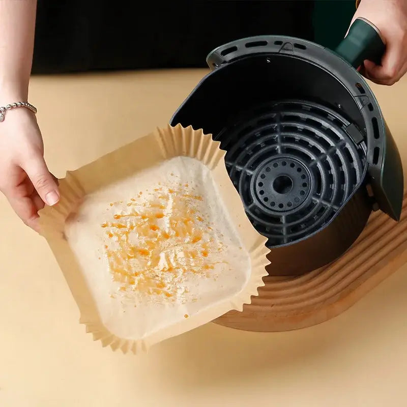 50ks/sada Vzduchová fritéza Jednorazový papier Pergamen Parný hrniec na drevnú hmotu Príslušenstvo vzduchovej fritézy Cheesecake Papier na pečenie pre vzduchovú fritézu