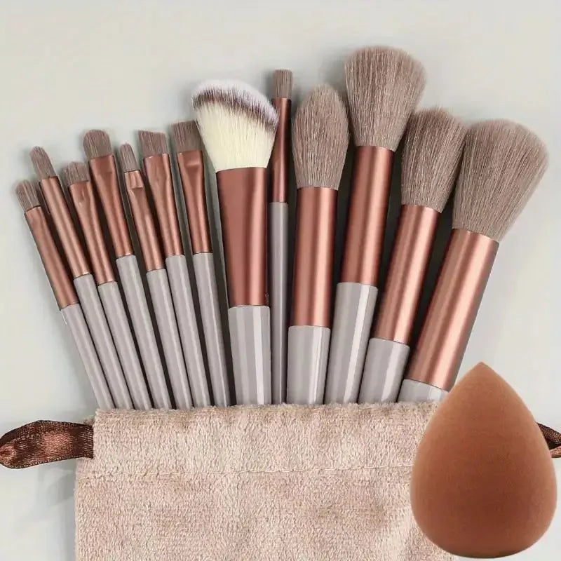 13ks prémiových syntetických nylonových štetinových štetcov na make-up – mäkké, jemné a bez krutosti pre bezchybný podklad, lícenku, púder,