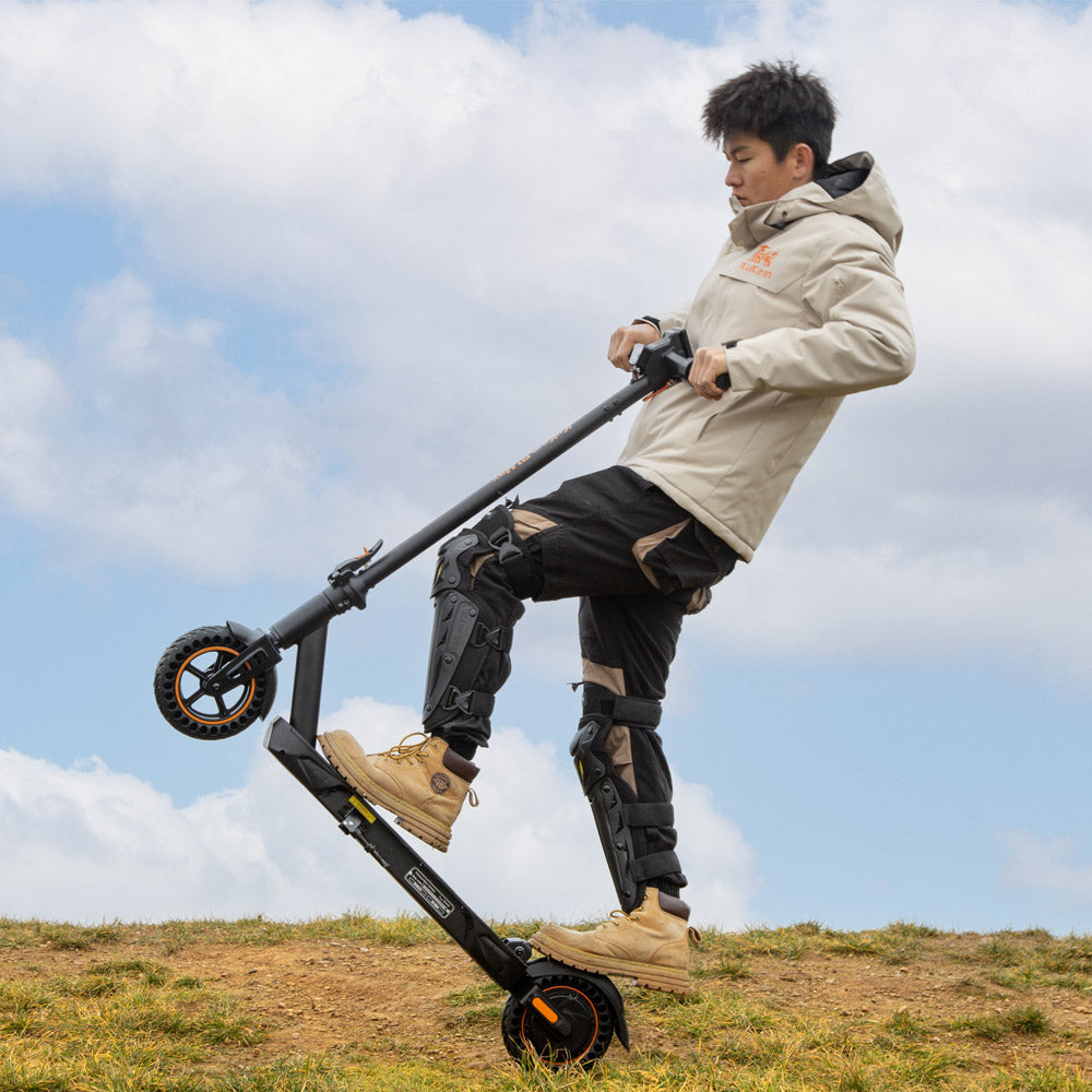 KuKirin S1 Max Foldable Electric Scooter, 350W Motor, 36V 10.4Ah Battery, 8-inch Tires, Taillight 39km Range, Spring Shock Absorption, Big Display, 15-degree slope, IP54 Waterproof Safety folding buckle
