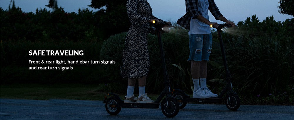 Elektromobilný skúter 5TH WHEEL V30 Pro, 10" plástvový pneumatik, 350W predný motor (MAX 520W), max. rýchlosť 18 mph, 36V 7,5Ah batéria.