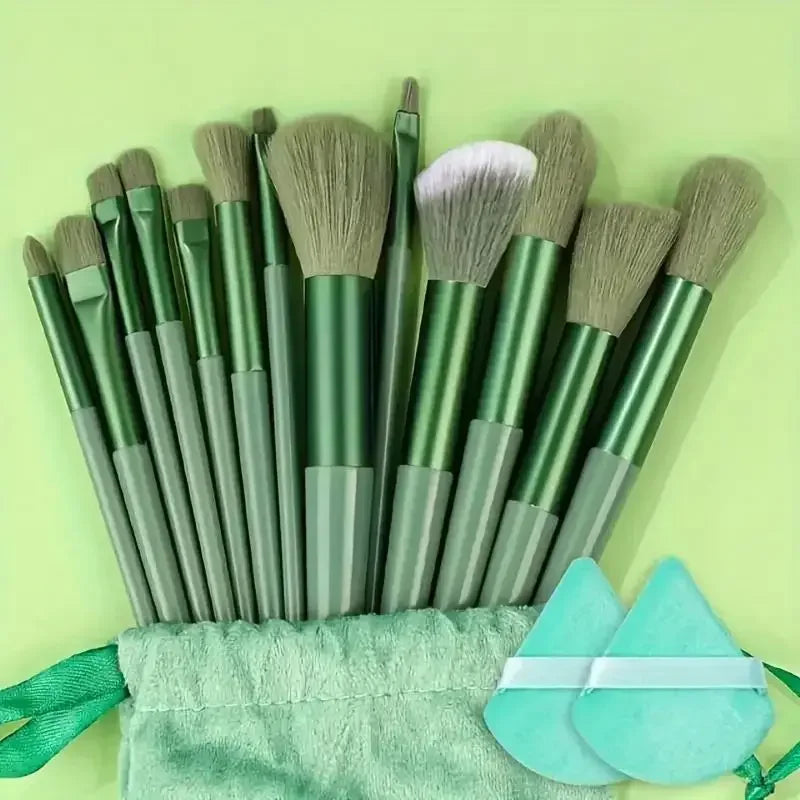 13ks prémiových syntetických nylonových štetinových štetcov na make-up – mäkké, jemné a bez krutosti pre bezchybný podklad, lícenku, púder,