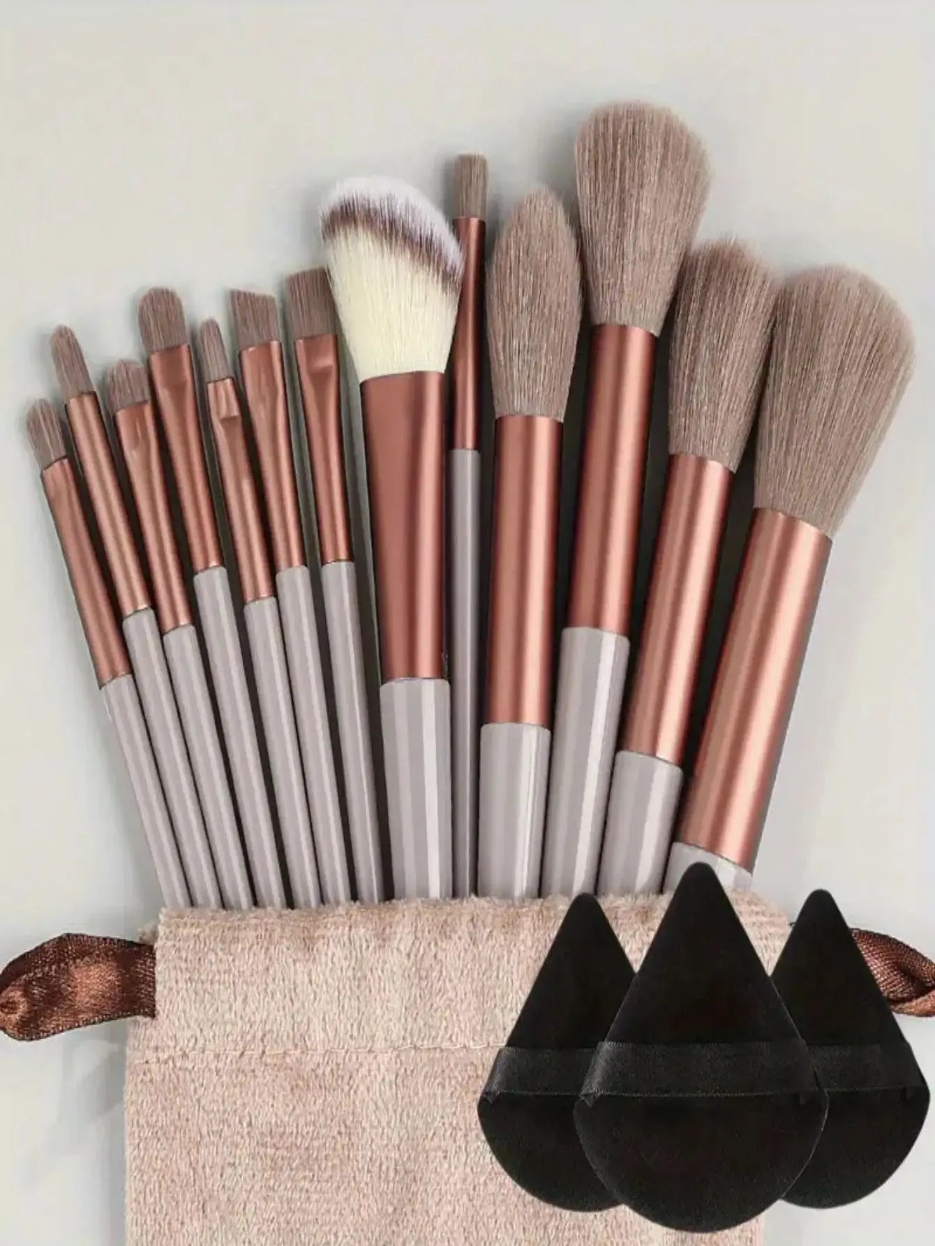 Súprava štetcov na mejkap Soft Fluffy Professiona Cosmetic Foundation Powder Eyeshadow Kabuki Blending Brush Make Up Beauty Tool Makeup
