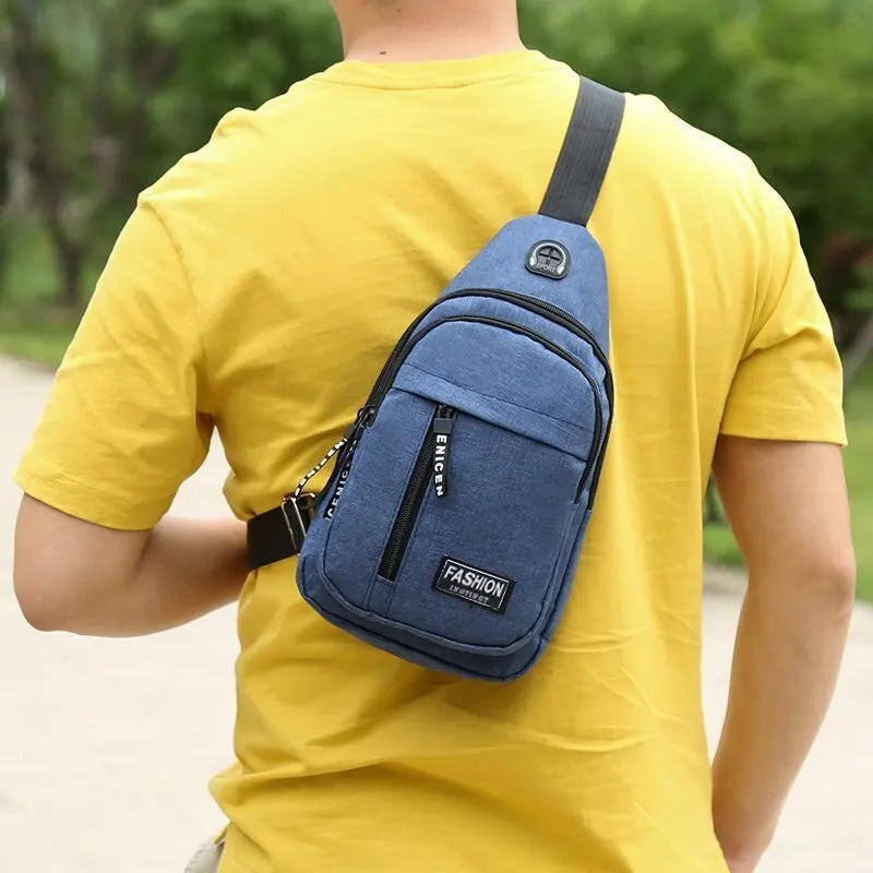 Pánska trendová biznis taška na hruď, bežné slúchadlá, crossbody taška, multifunkčná vonkajšia taška cez rameno