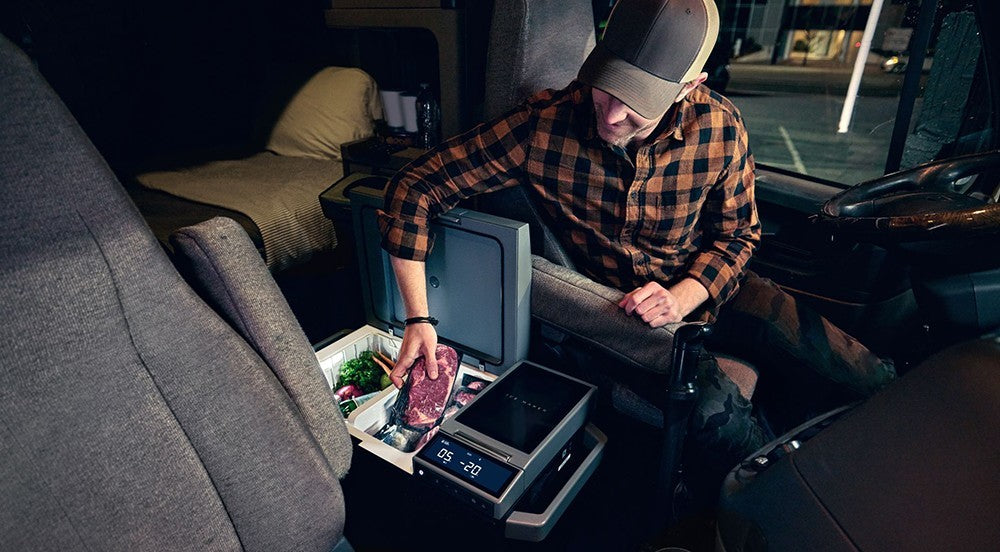 Prenosná chladnička EcoFlow GLACIER, 120W kompresor, dvojzónová, dvojitá regulácia, 38L vysoká kapacita, ovládanie cez inteligentnú aplikáciu.